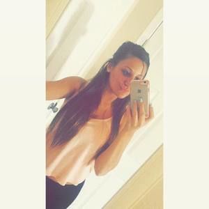 Meet your Posher, Katelyn